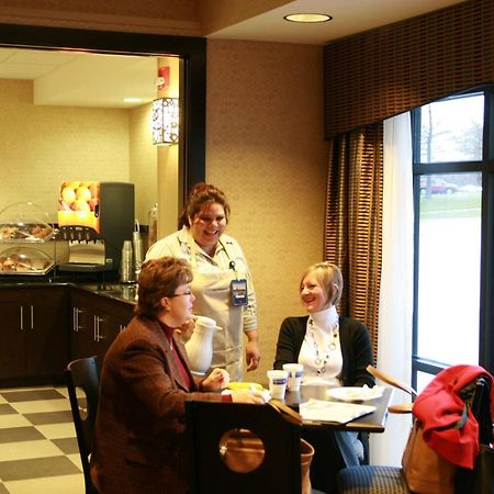 Hampton Inn Topeka Étterem fotó