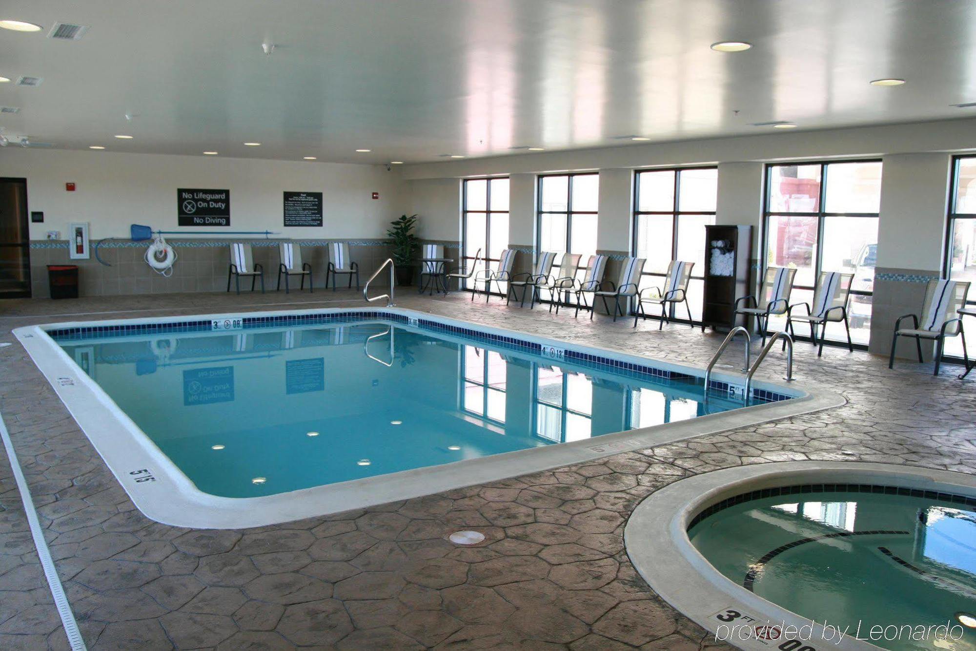 Hampton Inn Topeka Kültér fotó